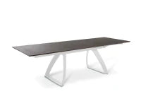 E-STYLO Tavolo allungabile con top ruggine in HPL su MDF e gambe in metallo bianco, 90cm X 170/270cm H. 76cm.