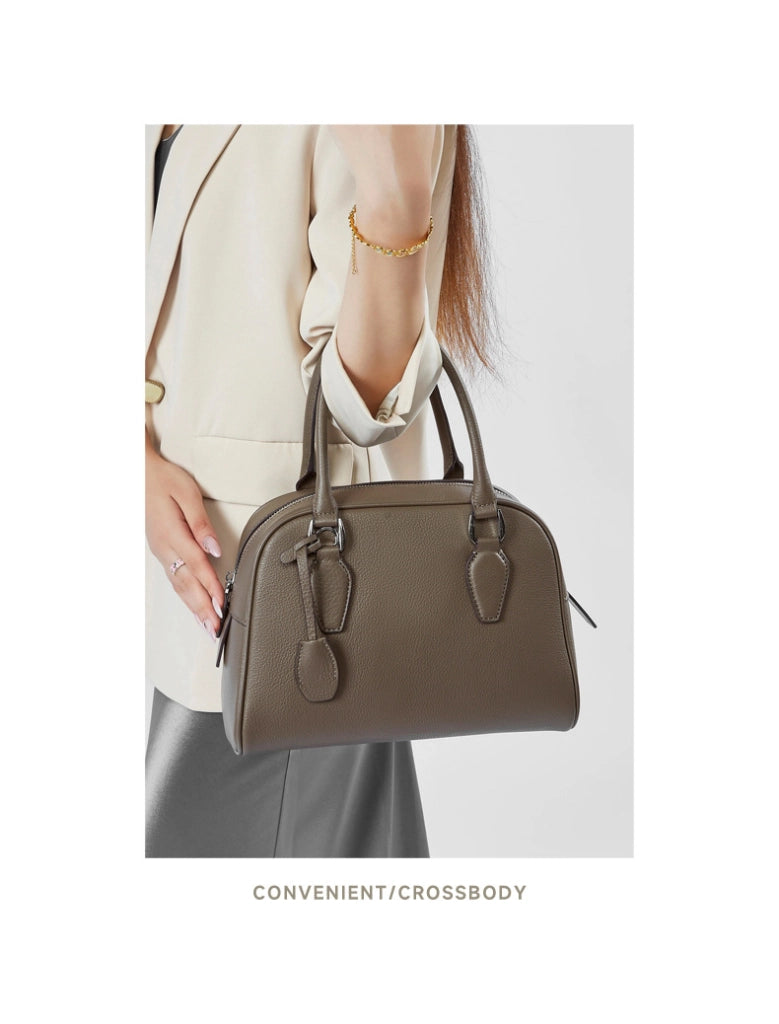 Borsa a tracolla da donna in vera pelle, colore grigio.