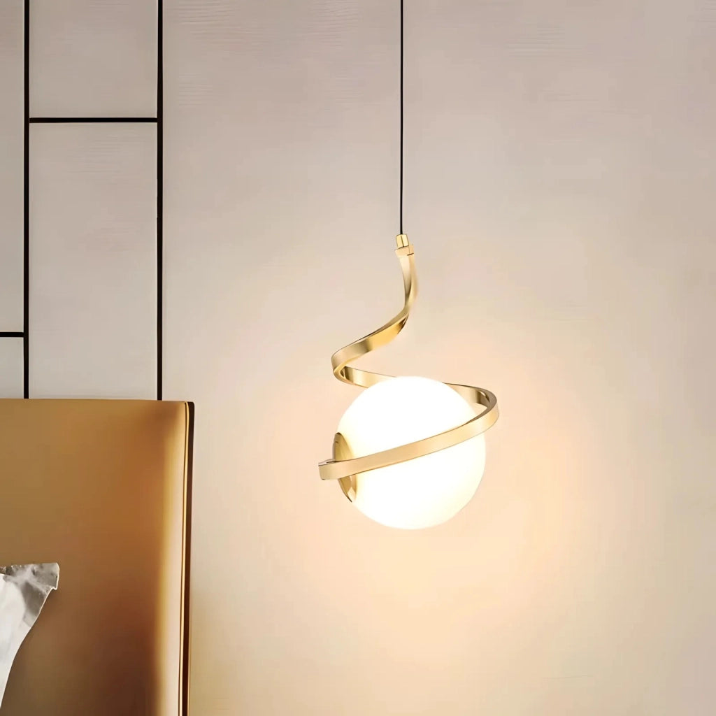 Lampada A Sospensione A Spirale Con Sfera In Vetro APP1733-1CP Oro