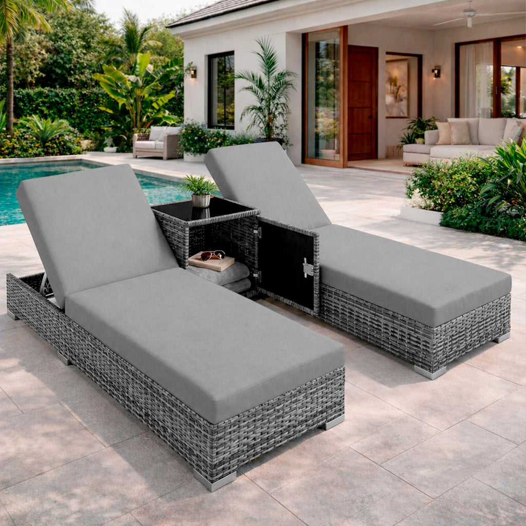 Set 2 Lettini Prendisole In Polyrattan Con Tavolino Contenitore E Cuscini Schienale Regolabile 5 Posizioni Sdraio Da Giardino Terrazzo Piscina Relax Arredo Esterno 184 x 60 x 21 Cm Grigio