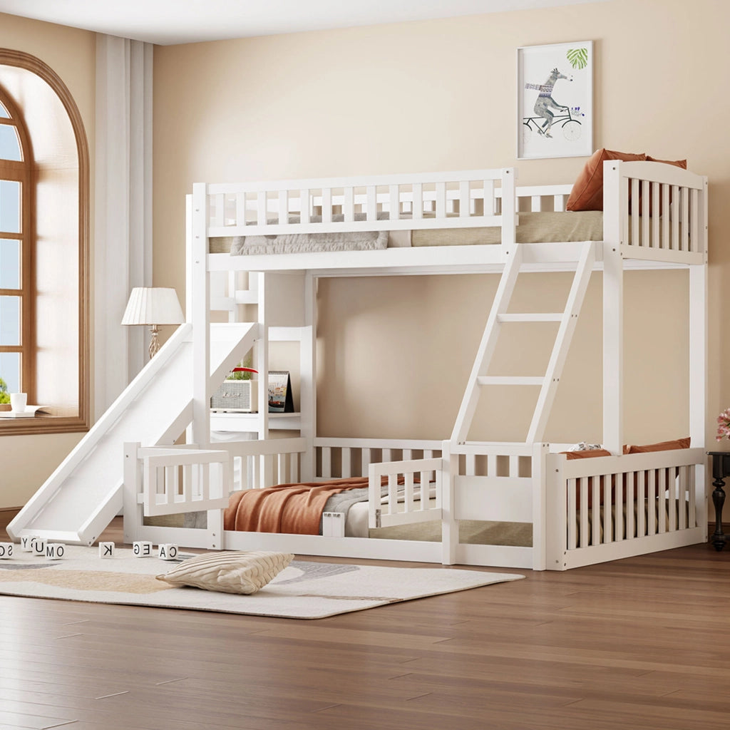 Letto a castello 140x200 cm con scivolo; scala e ripiani in pino e MDF bianco