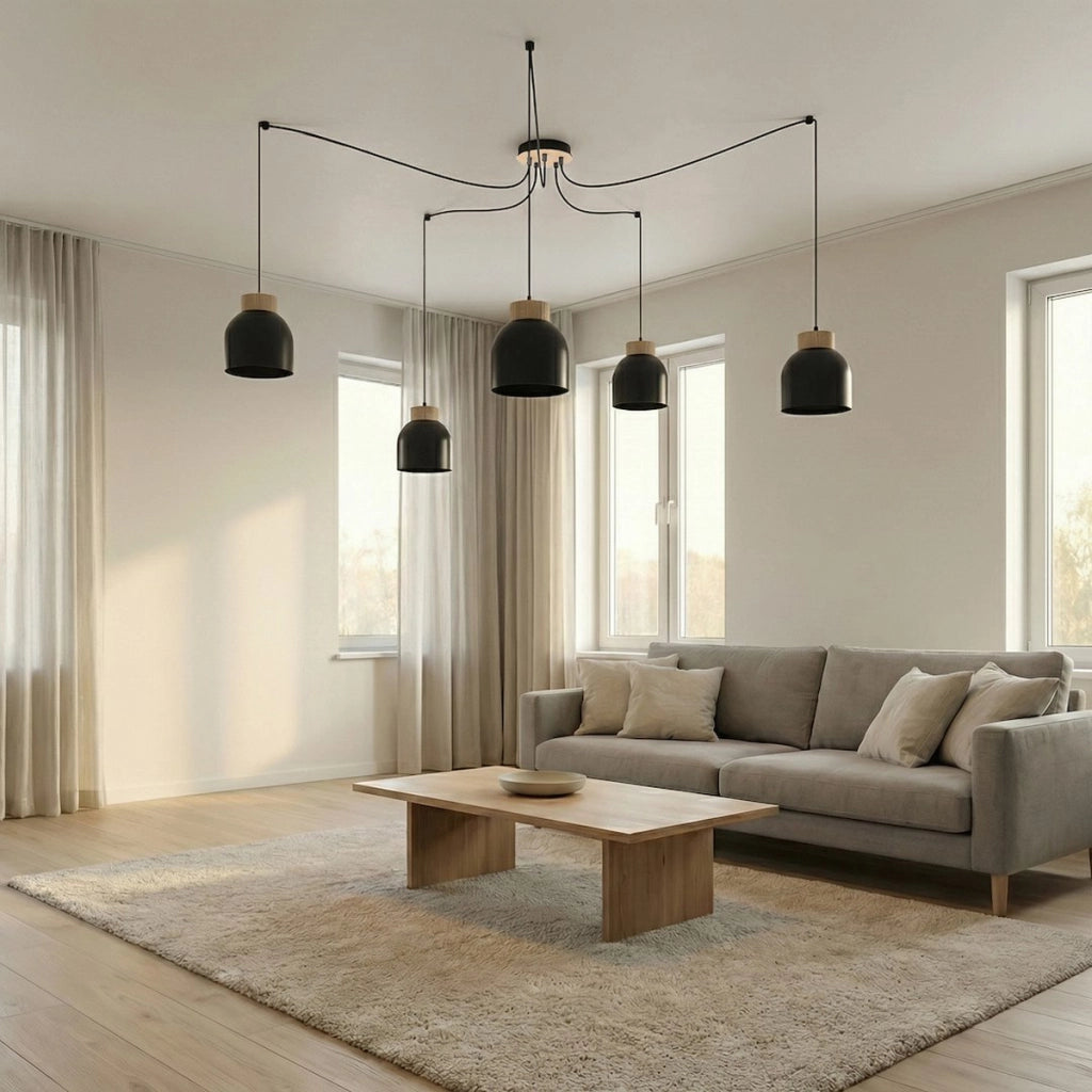 Lampada a sospensione KRU in metallo nero opaco e legno naturale