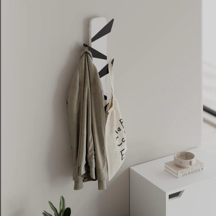 Appendiabiti da Parete con 6 Ganci Salvaspazio Verticale 74 cm Moderno Bianco