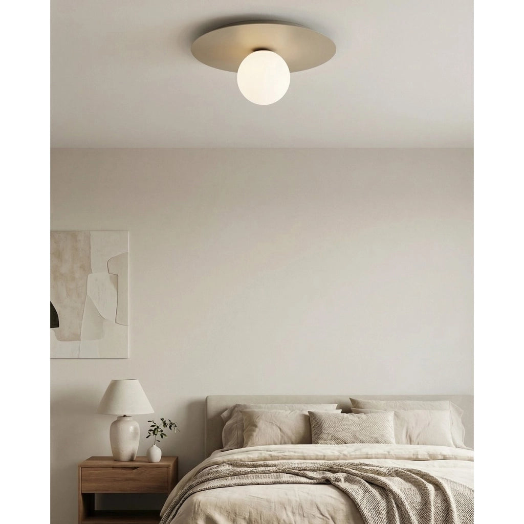 Lampada da soffitto Solar in acciaio moka e vetro opalino