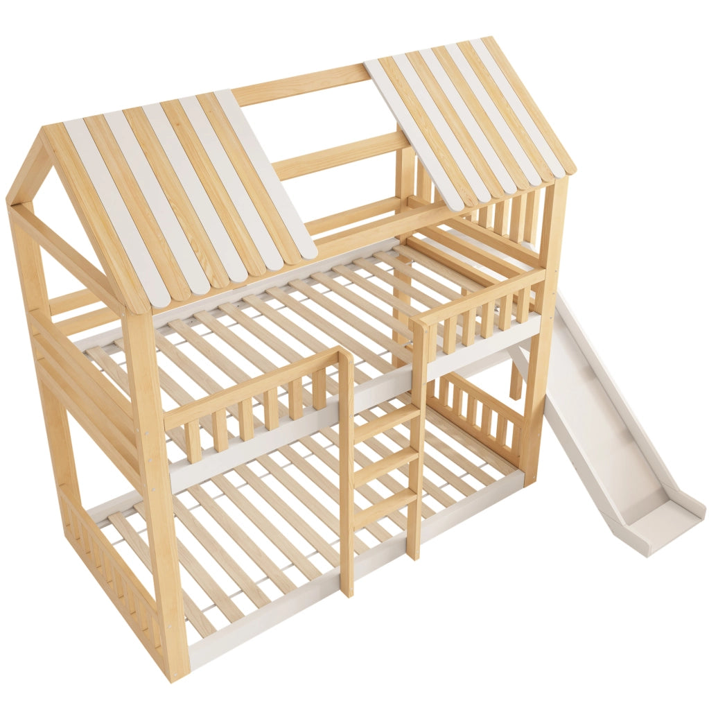Letto a castello per bambini 90x200 cm in legno bianco e naturale con tetto a capanna; scaffale e scivolo