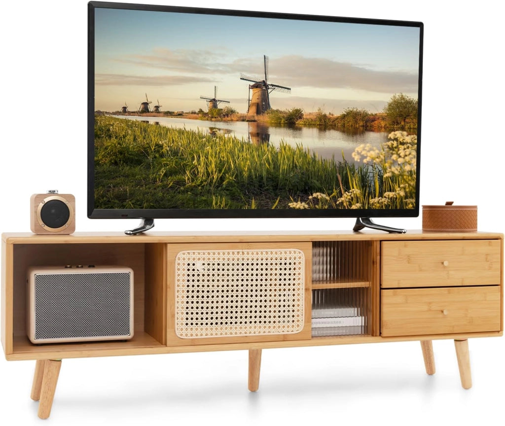 Mobile TV Fino a 65 Pollici, Mobiletto da Salotto in Bambù, Vetro e Rattan PE con 2 Cassetti, Ripiano Regolabile e Porte Scorrevoli, per Soggiorno, Camera da Letto, 140 x 31 x 45,5 cm