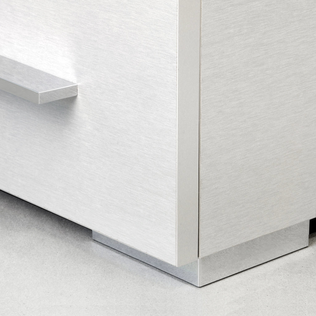 Emuca Piedino per mobile Alumix 8, altezza 24 mm, Verniciato alluminio, Tecnoplastica, 20 u.