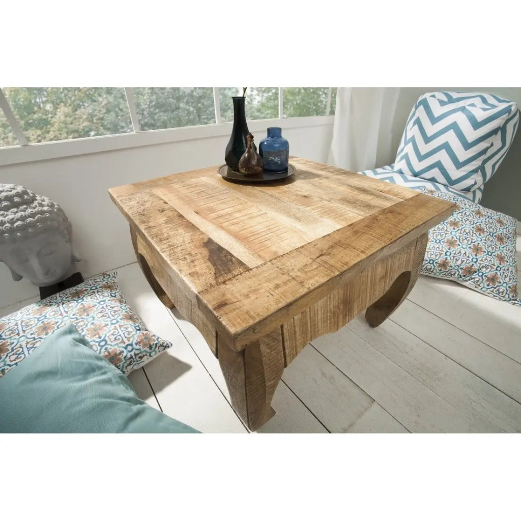 Tavolino basso LUNARA in legno massello di mango con piedi arcuati - tavolo quadrato design classico naturale