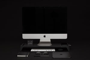 Supporto Monitor da Scrivania 56x20x5,7 cm con Entrata USB e Base di Ricarica Wireless Nero