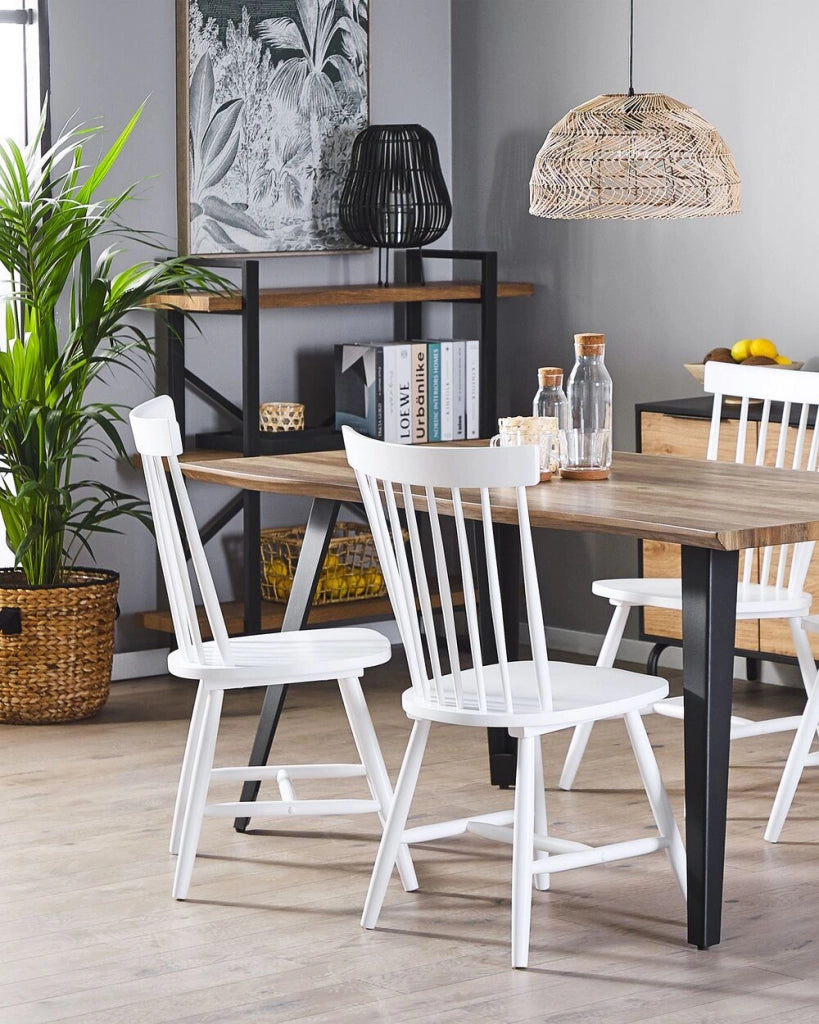 Set di 2 sedie da pranzo in legno di gomma bianco rustico vintage con schienale alto dipinto da soggiorno