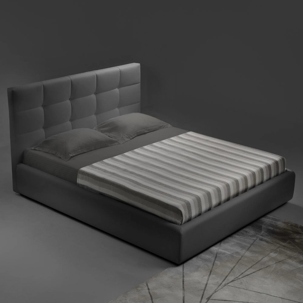 Camera da letto Tania grigio e talco armadio scorrevole con specchi e letto contenitore Napoli