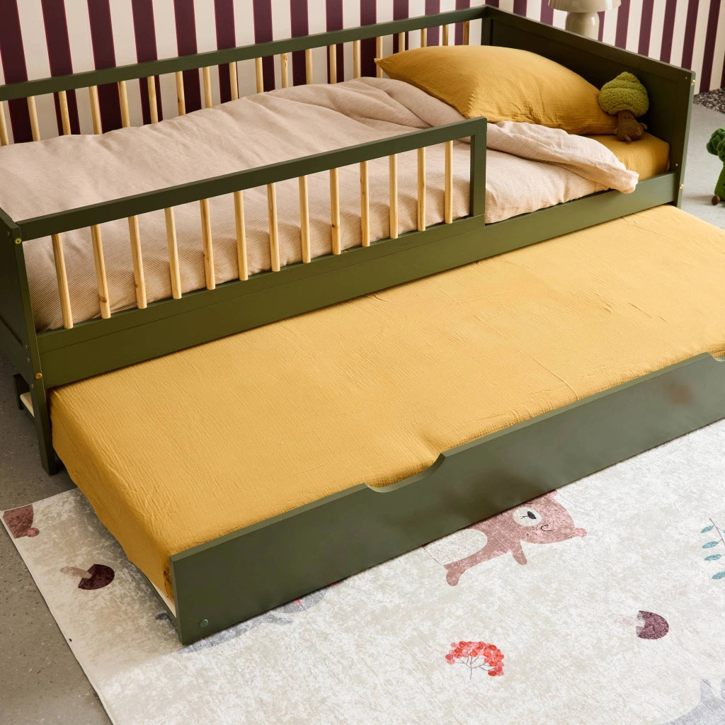 Cassetto letto per bambini roya in legno di pino naturale, verde