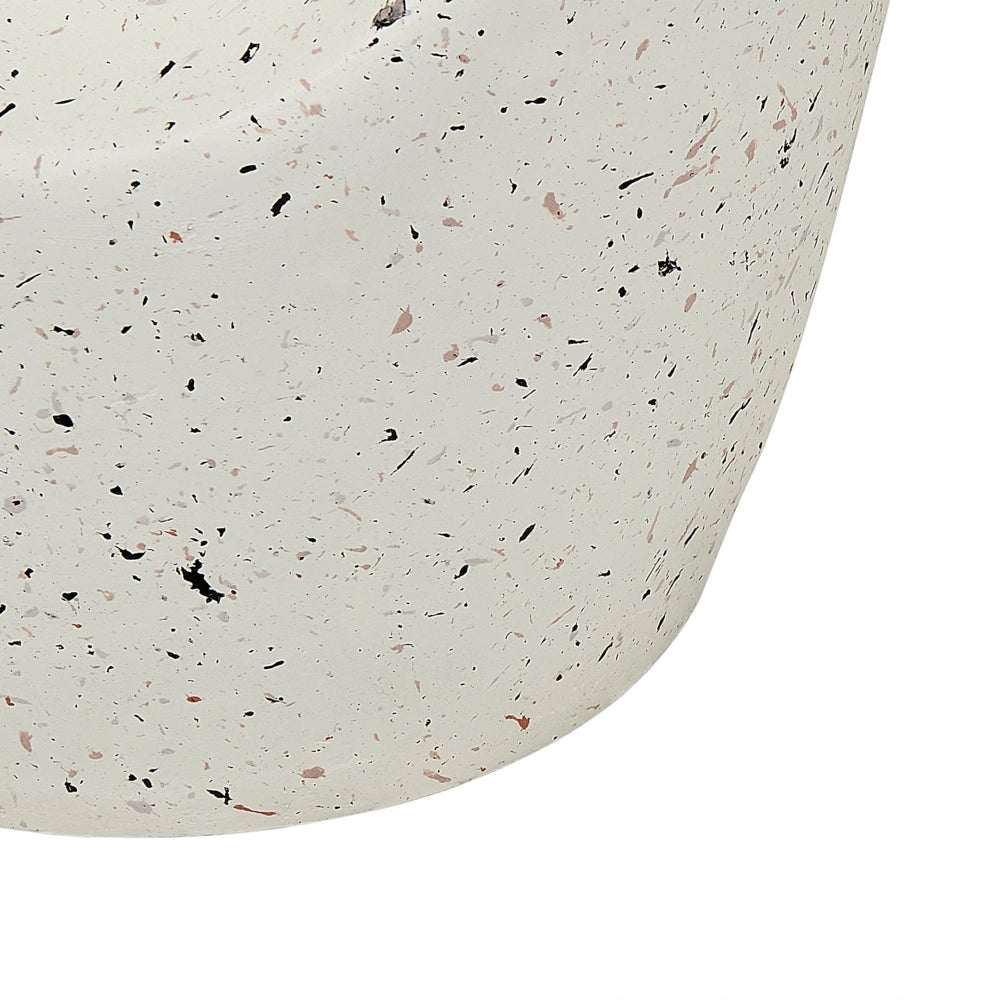 Tavolino bianco con effetto terrazzo in fibra di vetro MgO con piano rotondo resistente alle macchie UV, alla ruggine, all'acqua e al vento, moderno per esterni.