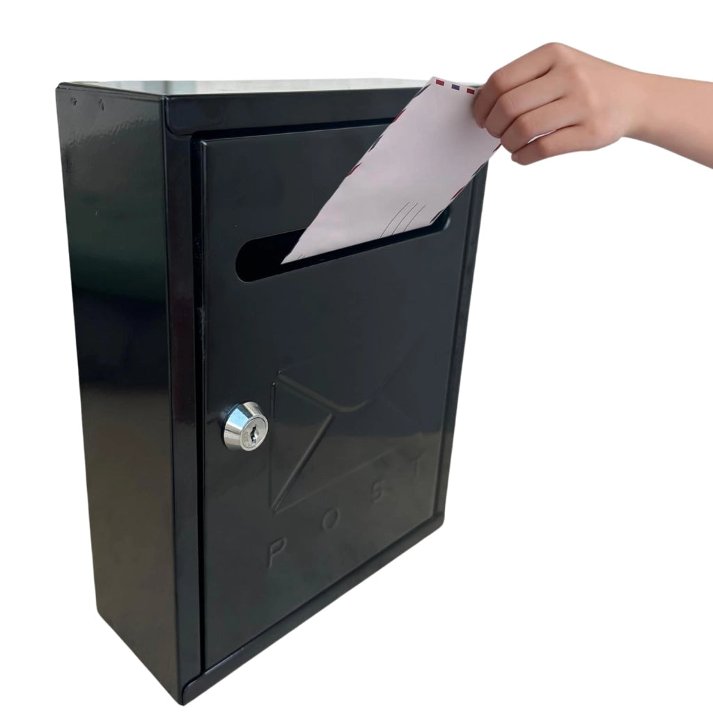 Cassetta Postale Esterno Personale Ferro Dimensioni 26 x 20 x 7,5 cm Elegante Funzionale Colore: Nero