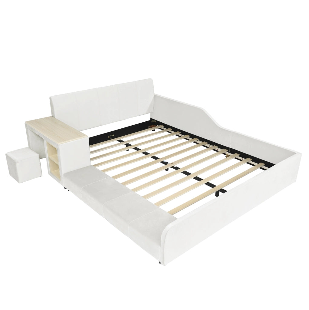 Letto imbottito 140x200 cm con scrivania; sgabello e ripiano in velluto bianco