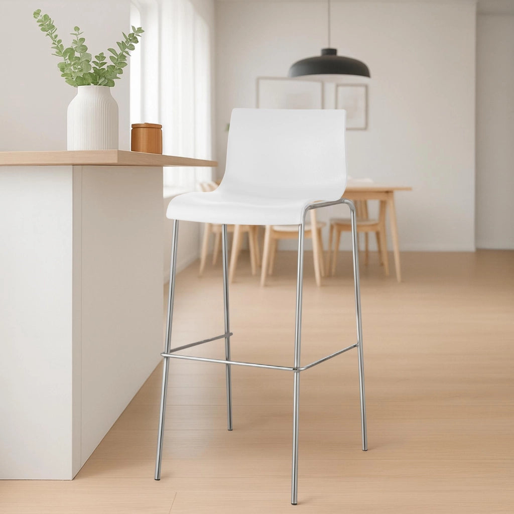 Set di 2 sgabelli da bar Hoover in plastica con struttura a 4 piedi cromata 6
