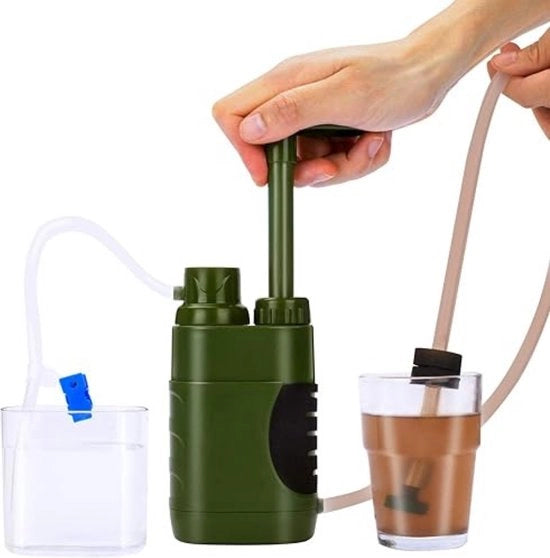 Apparecchio di purificazione dell'acqua - Filtro portatile per l'acqua che può trattare 5000 l - Sistema di purificazione dell'acqua per uso esterno con tasca di trasporto - Purificatore di acqua per bere - Utile per camper e campeggio
