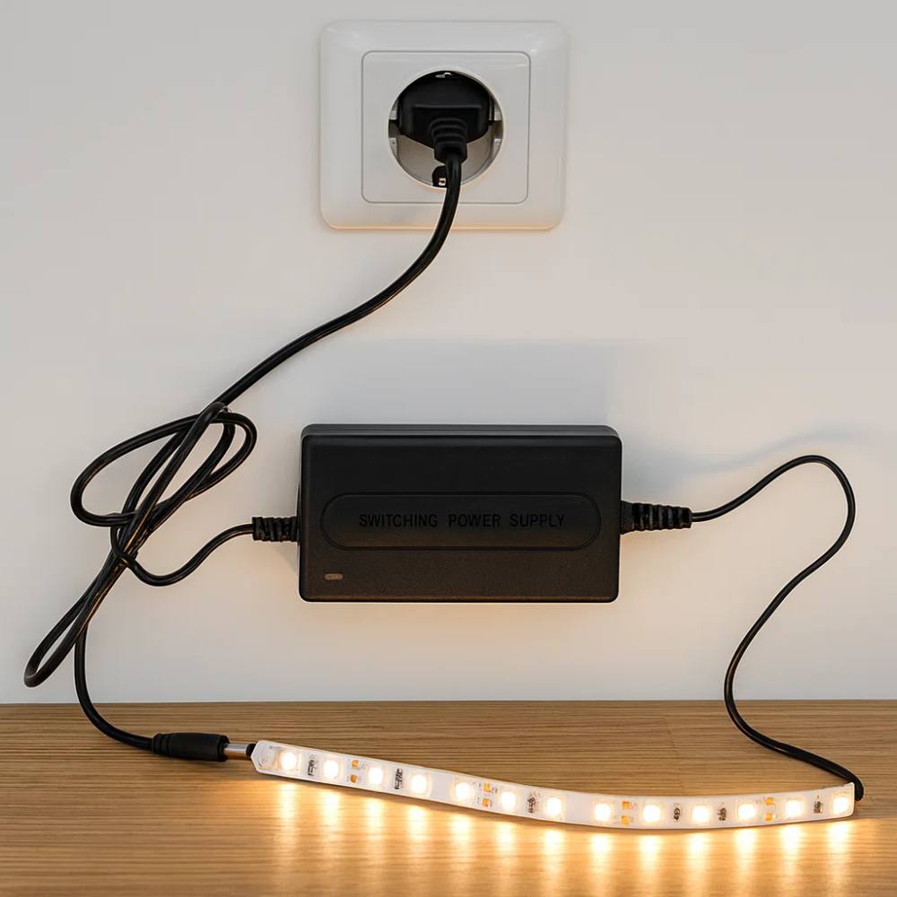 Alimentatore optonica 6101 24w 12v 2a per strisce led interno ip20