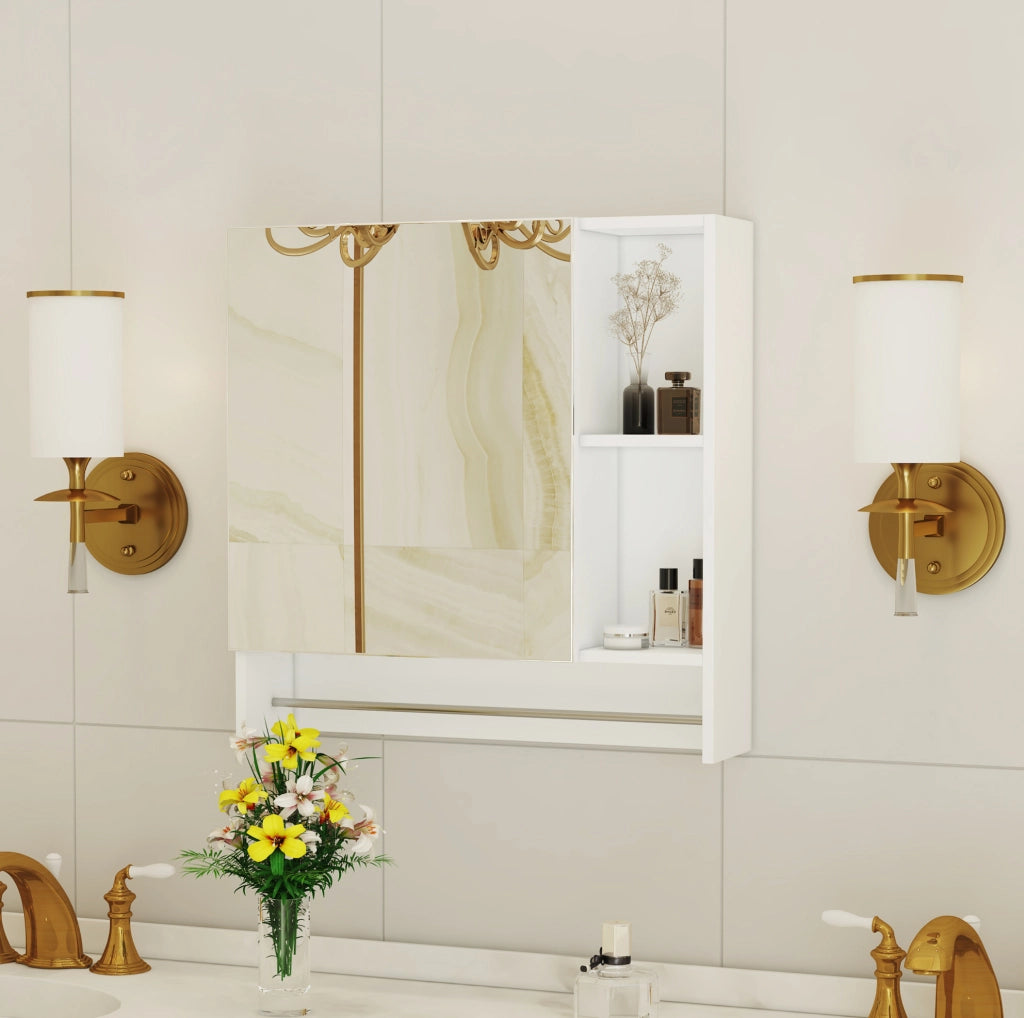Mobile bagno con specchio bianco e vani a giorno