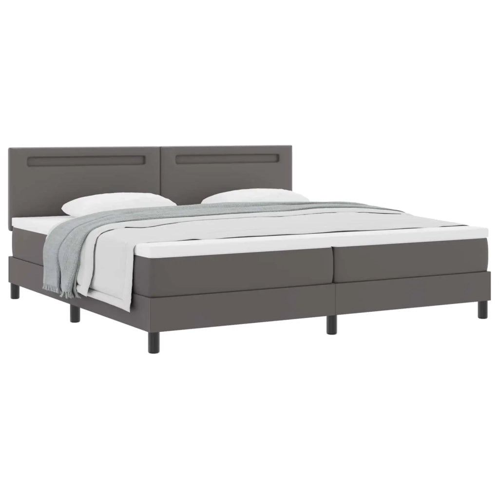 Letto a molle con materasso Grigio 200 x 200 cm Pelle sintetica 3339066