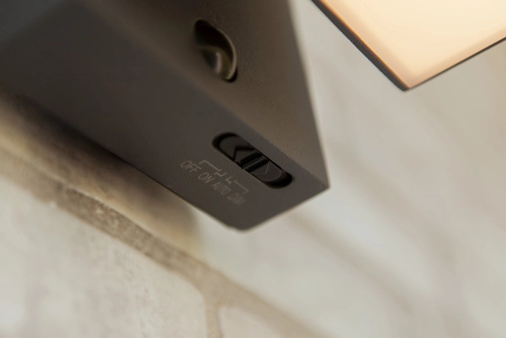 Applique esterno LED 9,5W ibrida solare sensore Lutec