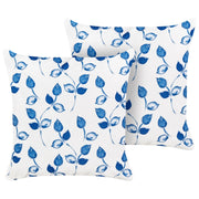 Set di 2 cuscini da giardino con federa in tessuto bianco e blu con motivo con foglie 45 x 45 cm esterno terrazzo fodere impermeabili