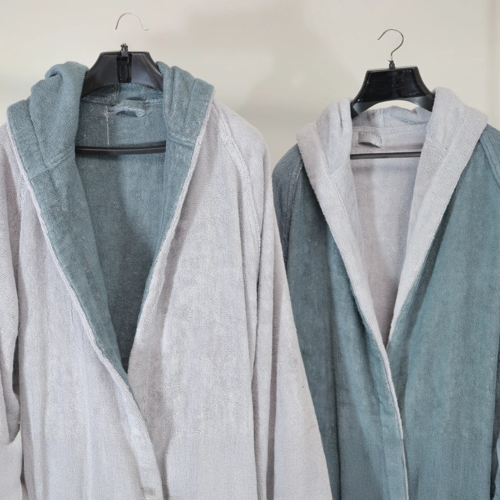 Sekate, Accappatoio 100% Cotone con Cappuccio Reversibile, Grigio Chiaro