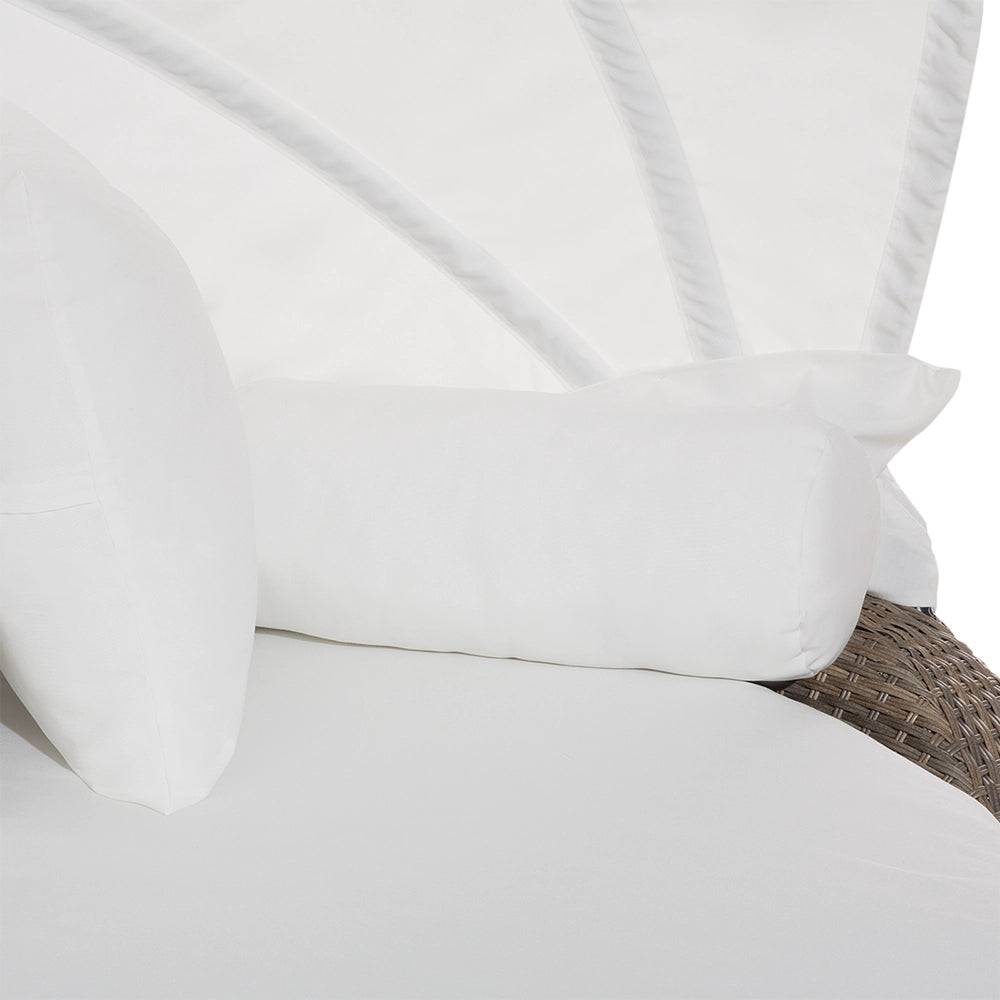 Lettino da giardino in finto rattan bianco e marrone con cuscini resistente agli agenti atmosferici