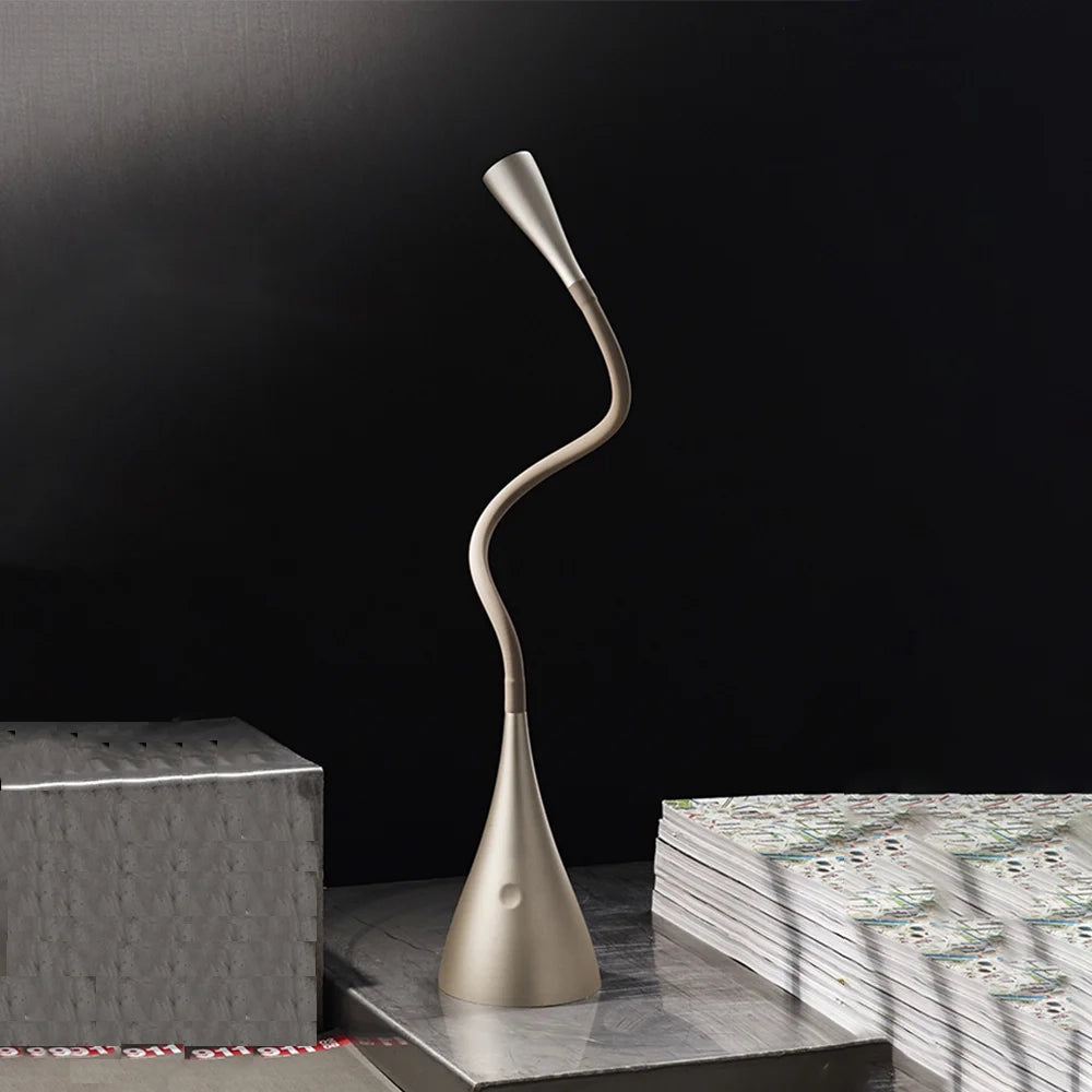 Lampada Da Scrivania Contemporanea Snake Acrilico Oro Led 3W 3000K