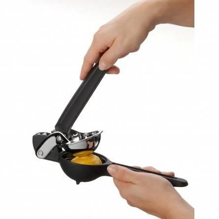 WMF 06.4690.6210 Top Tools Spremiagrumi Manuale in Acciaio Inox 18-10 e Plastica Resistente con Manici Ergonomici e Superficie Antiscivolo colore Nero