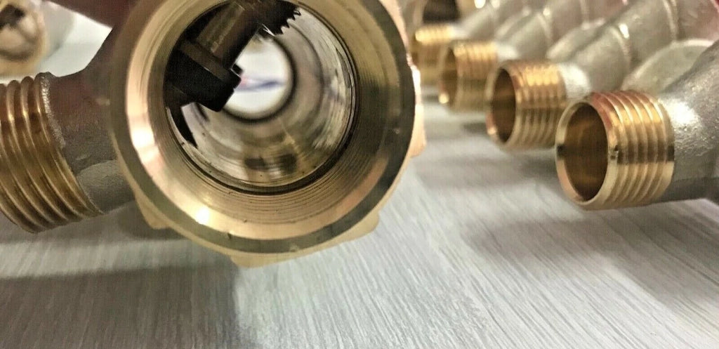 COLLETTORE COMPONIBILE MF CON VALVOLE 4 VIE  3/4 FIL 24 S