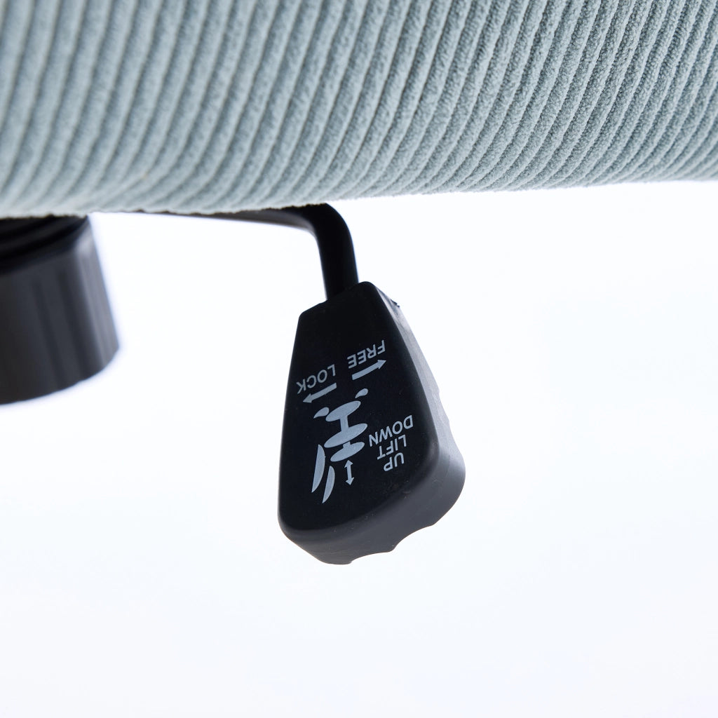 Sedia da ufficio girevole regolabile in altezza con imbottitura ergonomica e base metallica dorata blu
