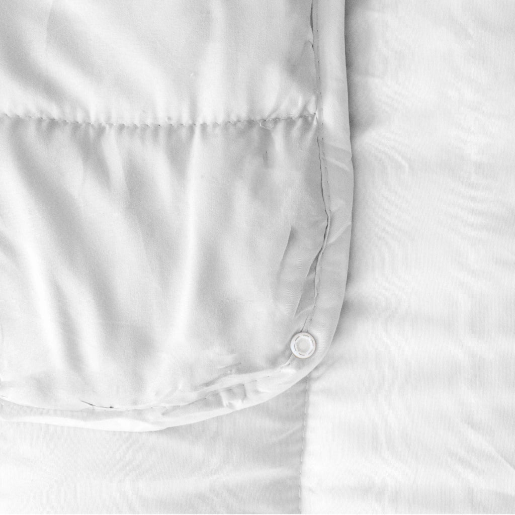Piumino 4 Stagioni Matrimoniale con Calore Differenziato Modulabile Con Bottoni Clip Bianco-Bianco