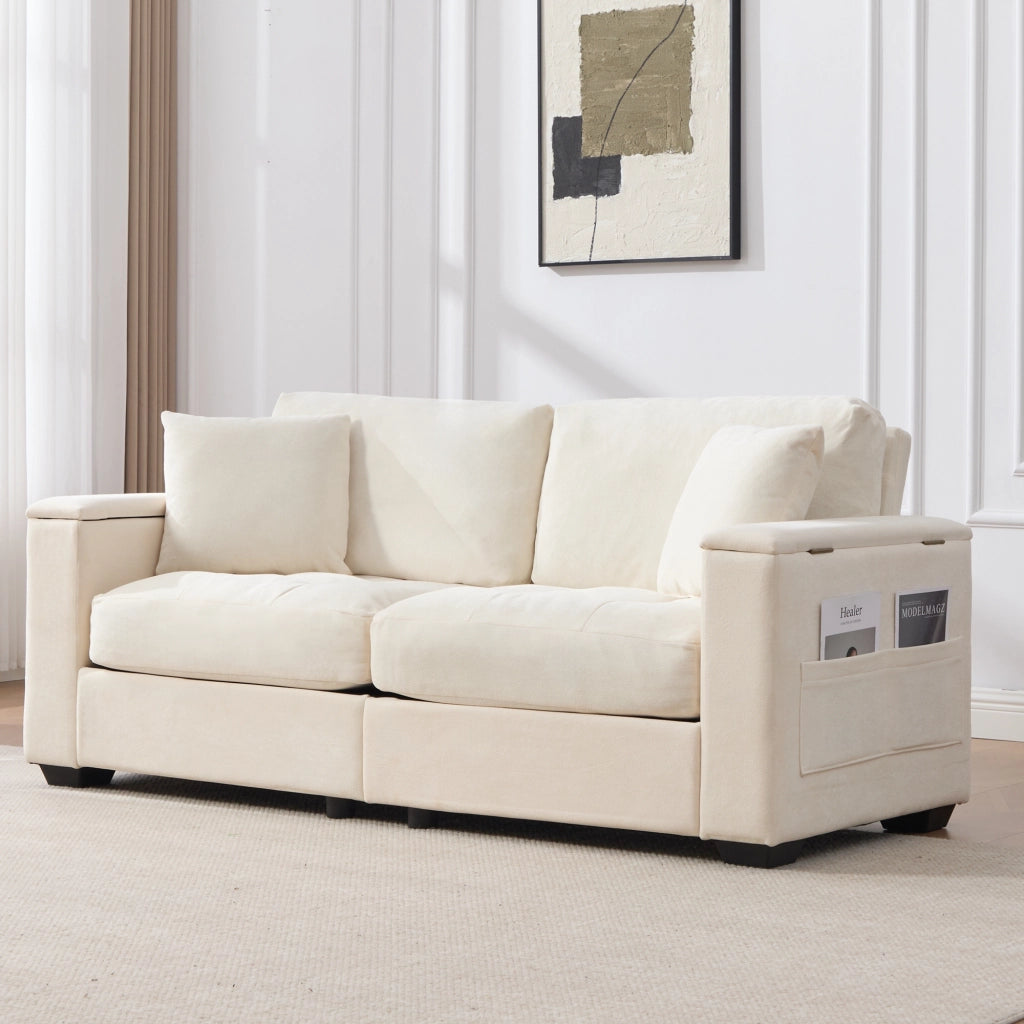 Divano a 2 posti con vano portaoggetti nei braccioli e tasche laterali in ciniglia beige con cuscini per piccoli ambienti