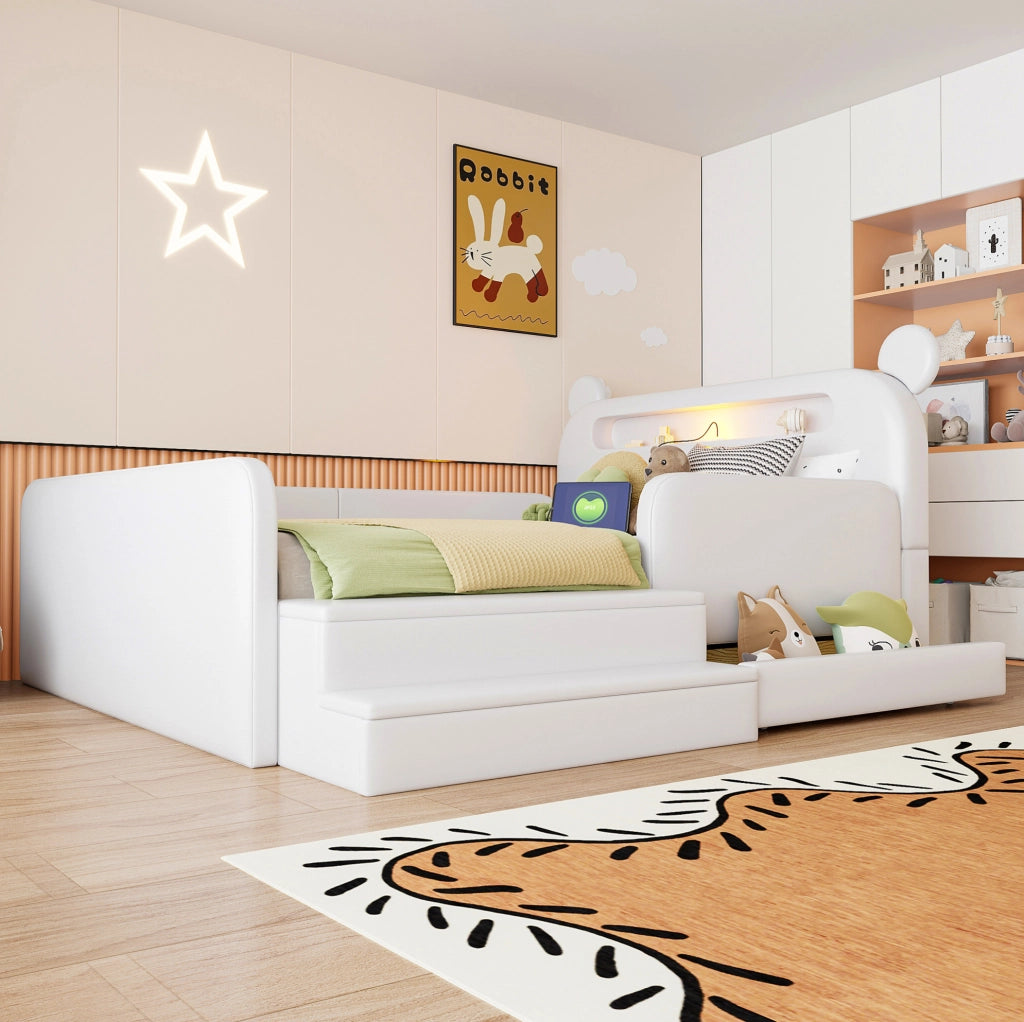 Letto imbottito per bambini 140x200 cm con testiera a orsetto, luce notturna e USB bianco