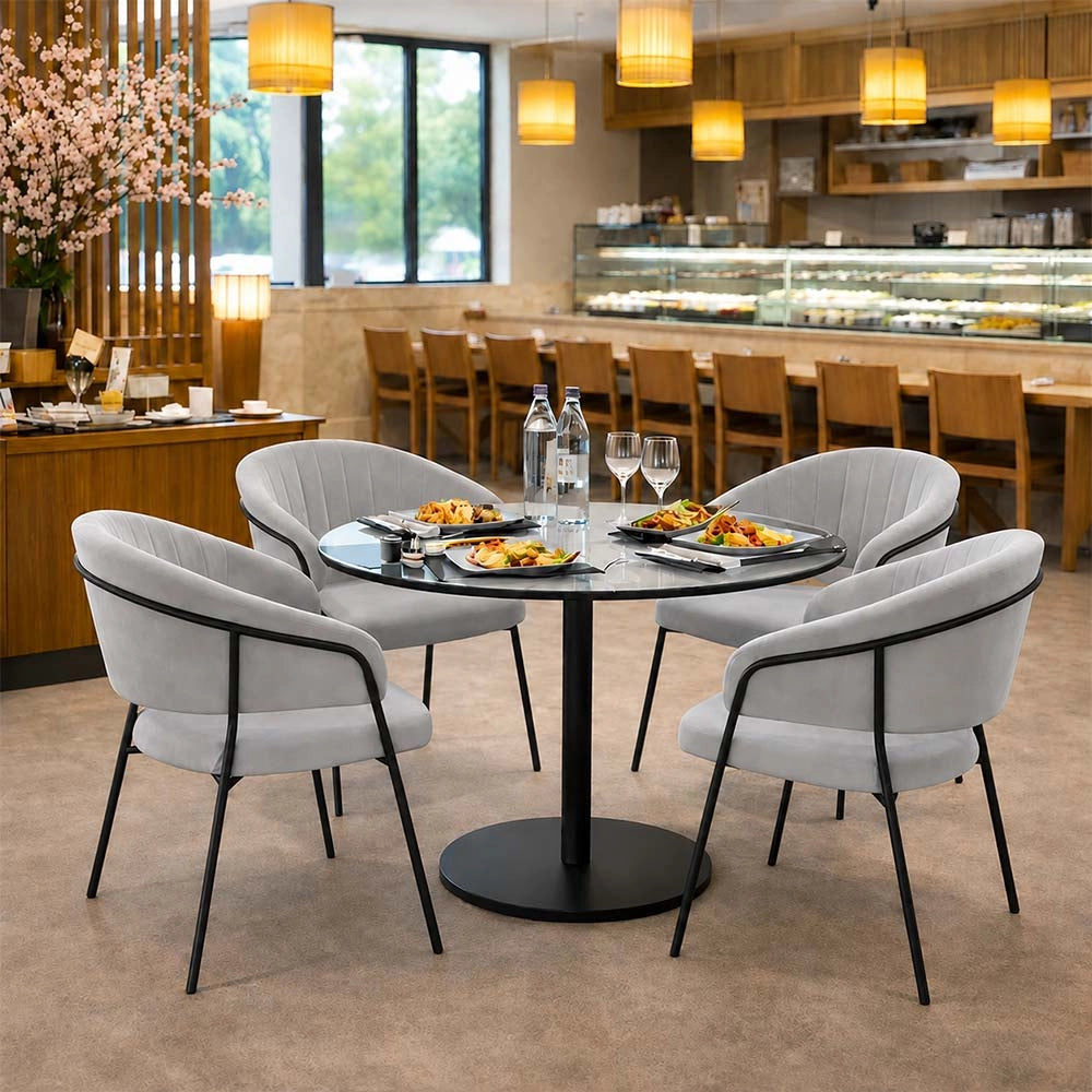 Sedie da sala da pranzo set da 4 Aurelia in velluto grigio con gambe nere