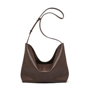 Borsa a tracolla da donna in vera pelle, colore marrone.