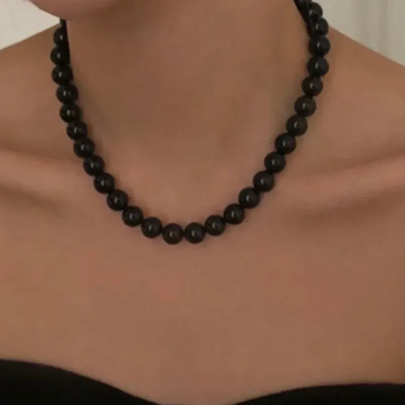 Collana di perle di vetro di cristallo nero: regalo da donna fatto a mano