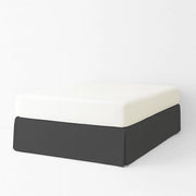 Copertura elegante per box spring o base letto 180x200 cm - tessuto lavabile e protezione stile