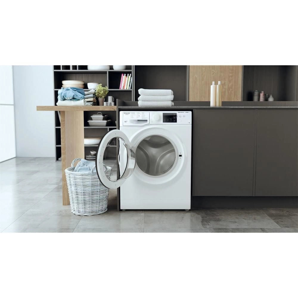 Hotpoint Ariston Lavatrice a libera installazione RSSG R527 B IT