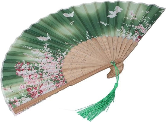 Collezione Decorativa e Funzionale di Ventilatori Giapponesi per Regali Promozionali