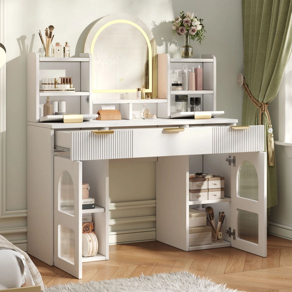 Tavolo da toeletta con specchio LED; 3 cassetti; 2 ante vetro e mensole; Bianco; 120×40×139;5cm