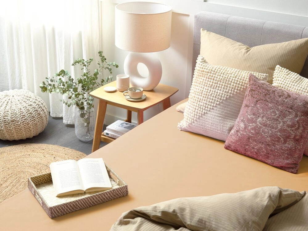 Lenzuolo con angoli cotone beige sabbia 180 x 200 cm con bordi elastici modello classico a tinta unita camera da letto classica