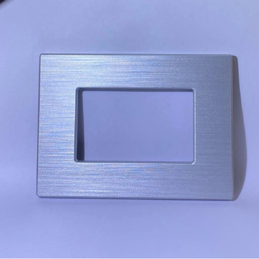 Trade Shop - Placca Dynamic 3 4 6m Tecnopolimero Satinato Argento Compatibile Bticino Axolute -  -3 Fori     -