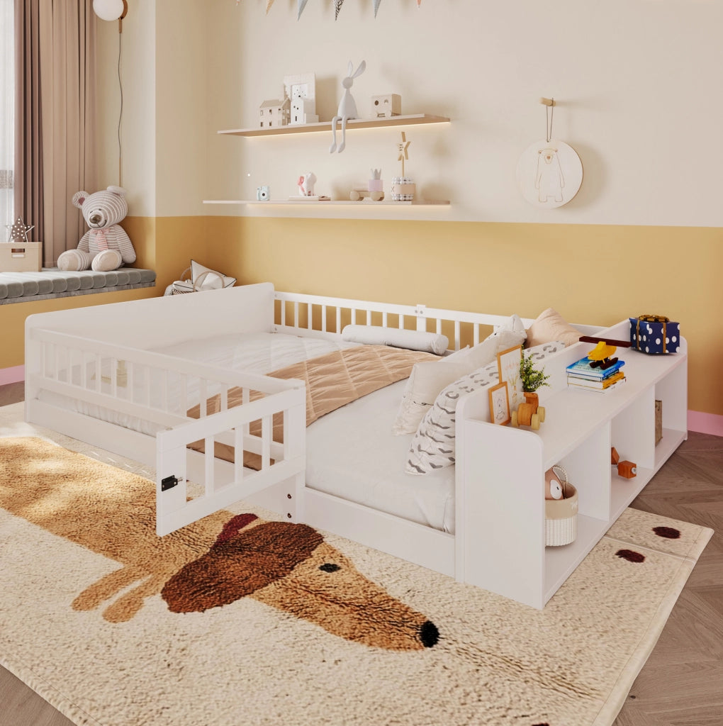 LETTO Bambino 140x200 cm Pino Bianco con ripiani e porta apribile