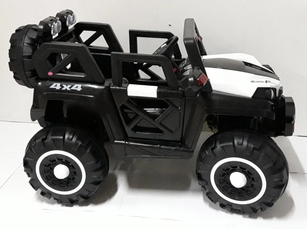 Macchina Elettrica per Bambini 12V Kidfun Fuoristrada 4x4 Bianca
