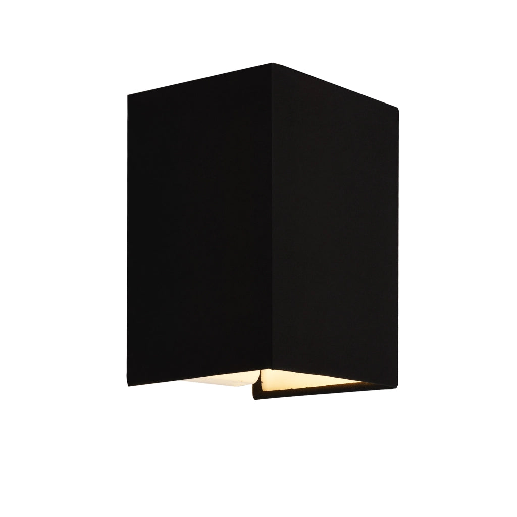 Applique Schwerin da Interni con Paralume Quadrato in Tessuto Nero - lux.pro
