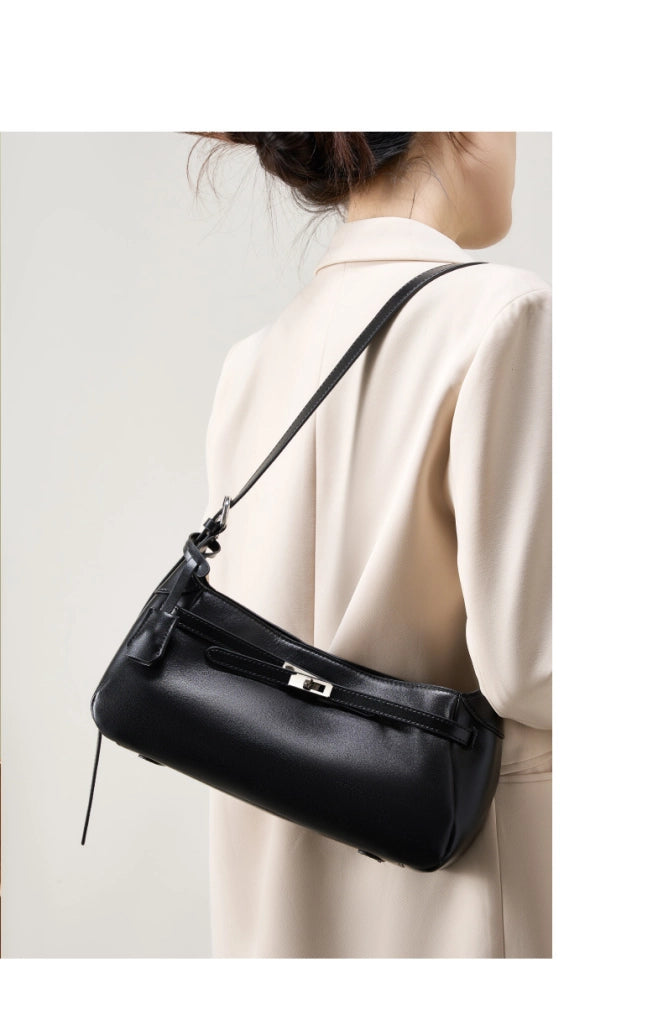 Borsa tote da donna in vera pelle, morbida e pratica.