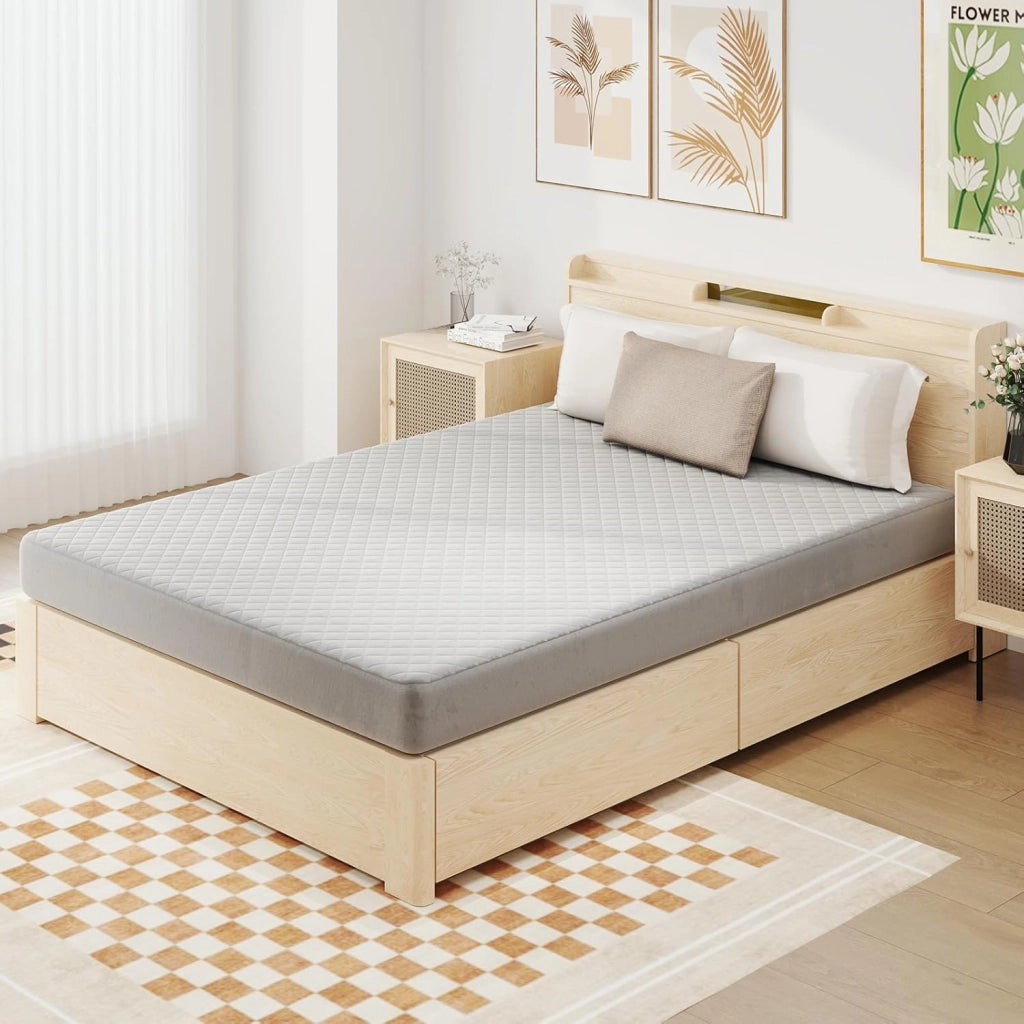 Protezione per Materasso, Coprimaterasso in Velluto Morbido di Lusso con Fondo Antiscivolo, Copertura per Materasso Confortevole con Imbottitura in Spugna (200 x 140 cm)