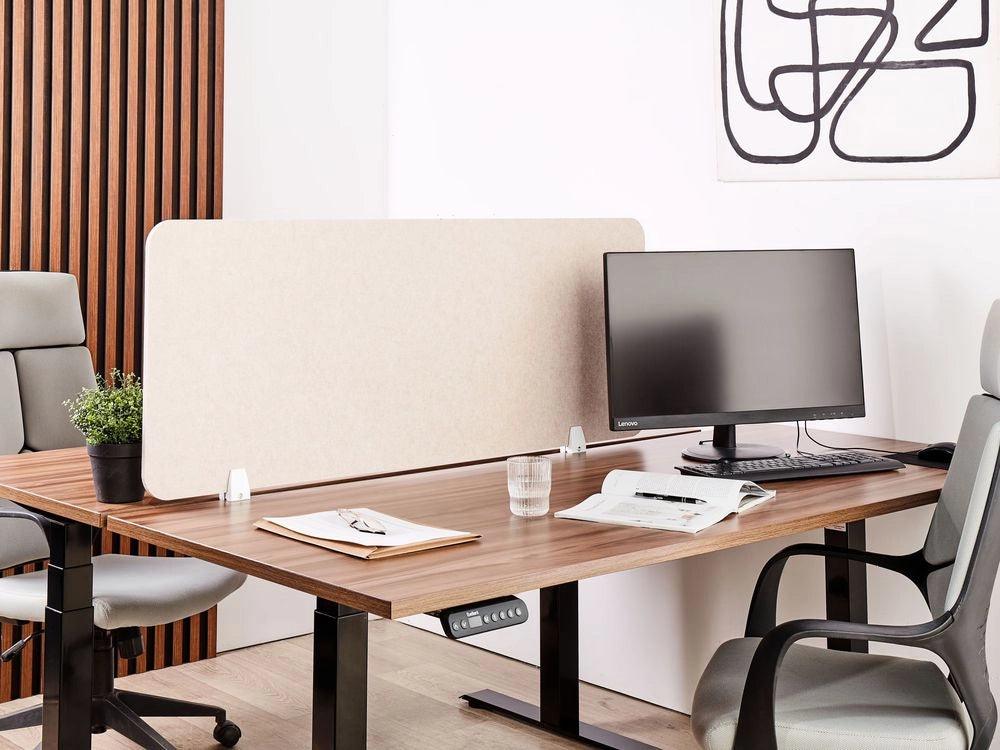 Schermo da tavolo Beige PET Board Copertura in tessuto 120 x 50 cm Schermo acustico Morsetti di montaggio modulari Casa Ufficio